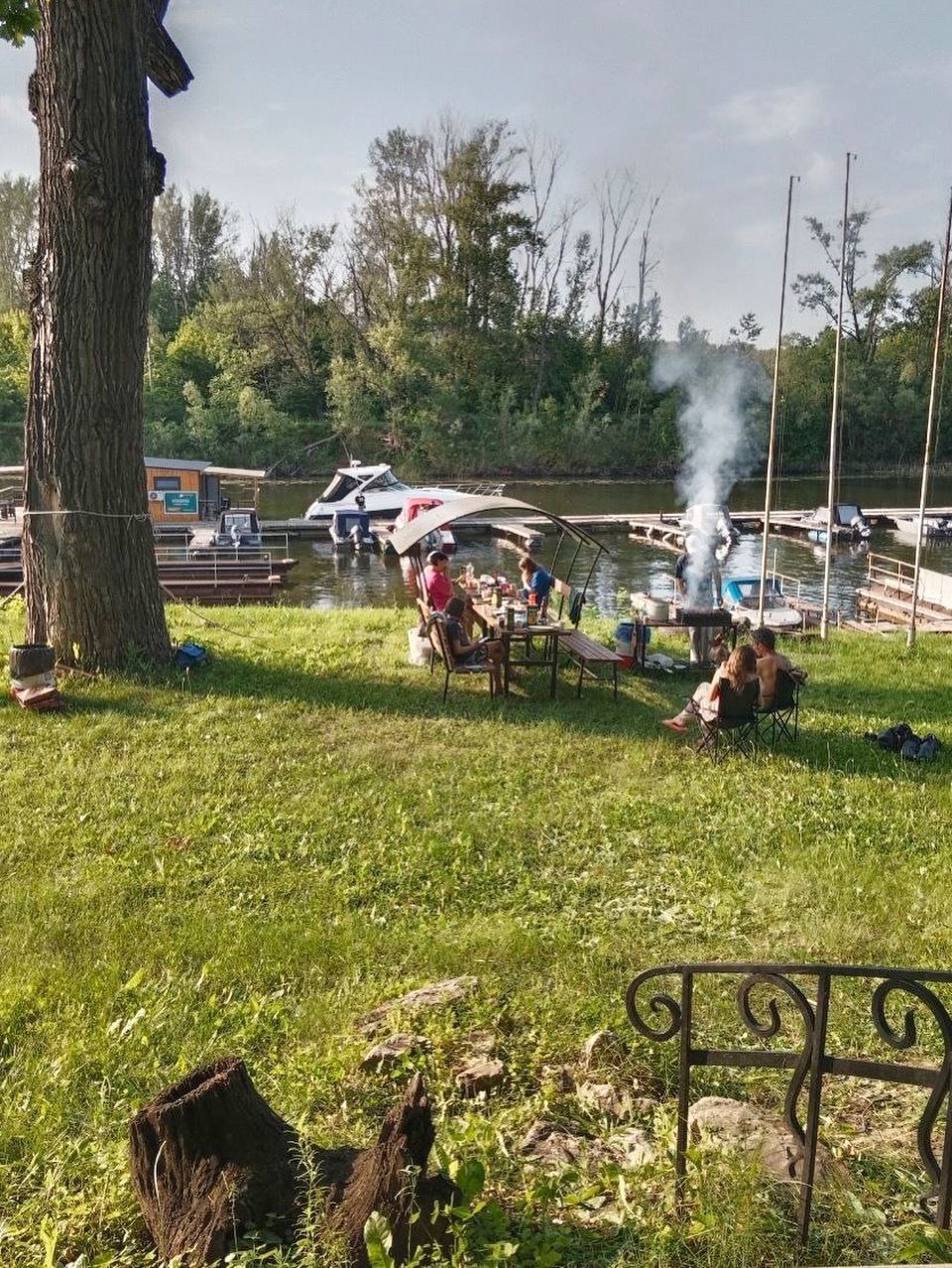 Описание изображения